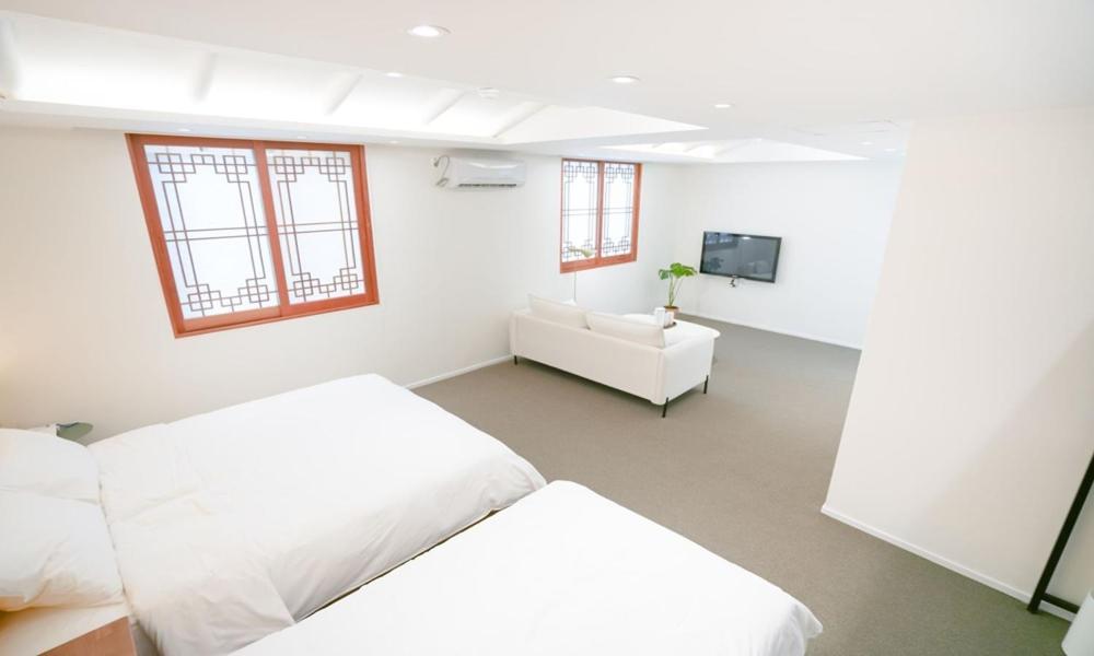 Hotelarrive Jeonju Sihwayeonpung Exterior photo