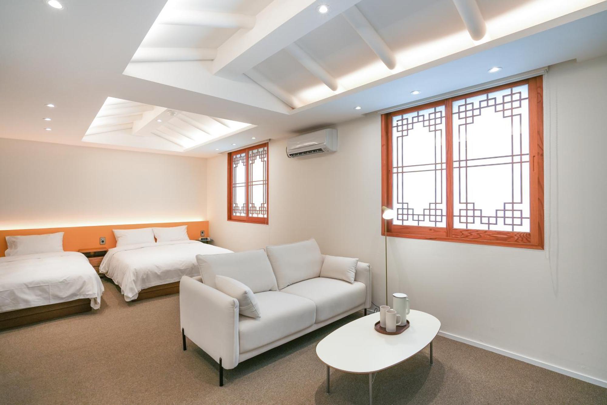 Hotelarrive Jeonju Sihwayeonpung Exterior photo